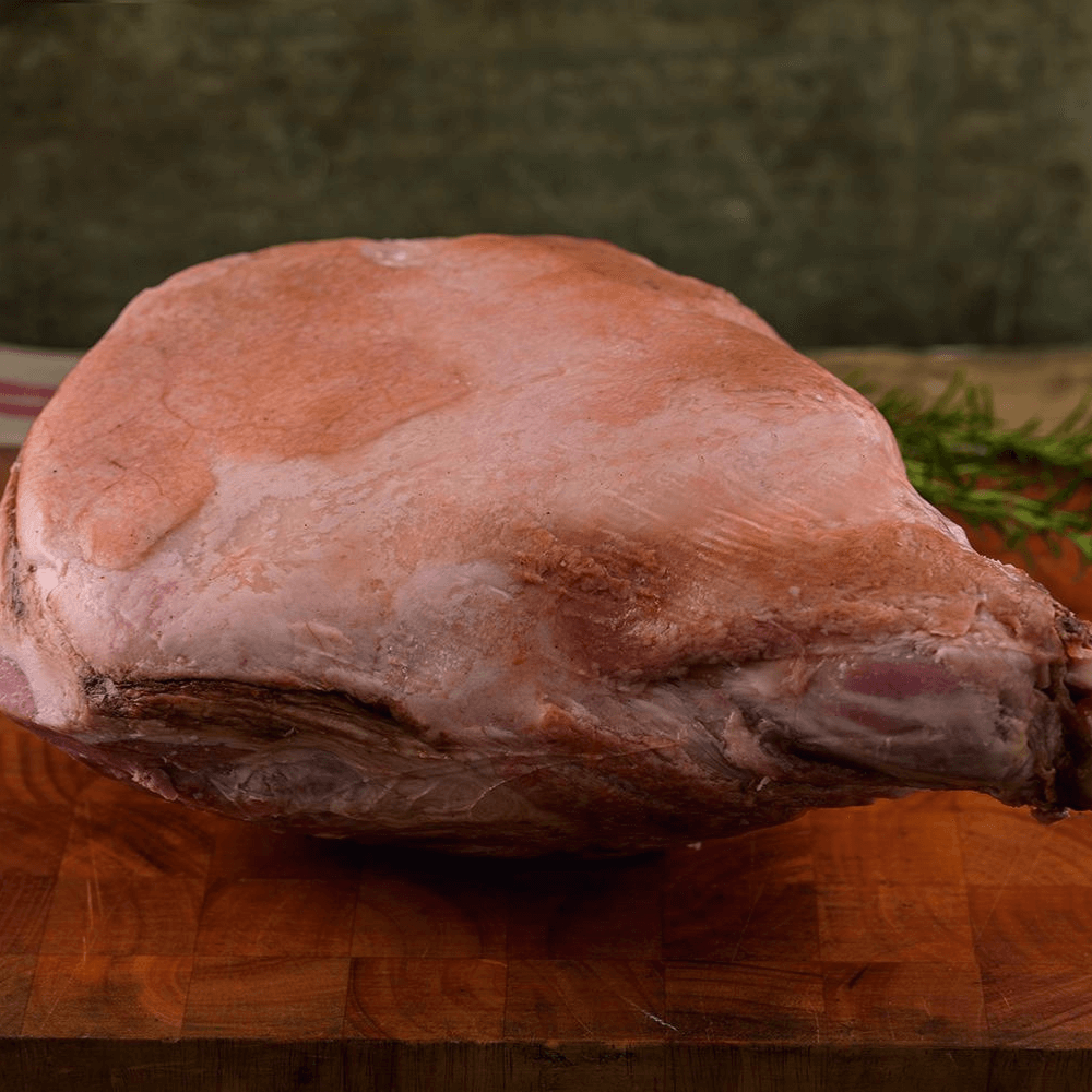 Large Whole Bone-In Smoked Wiltshire Ham