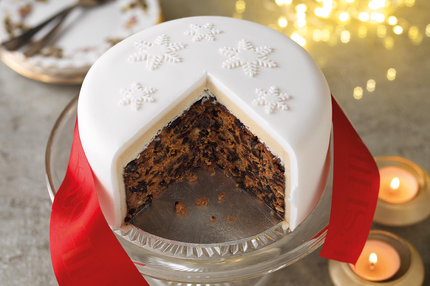 Very Special Christmas Cake 6